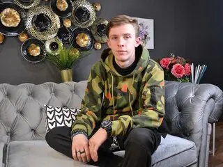 OliverWells camshow hd
